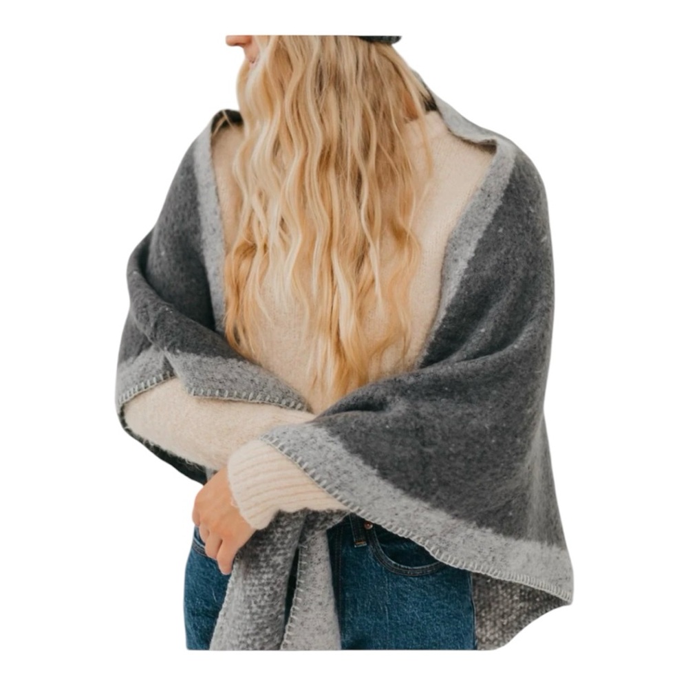 New endless two tone scarf in the color charcoal